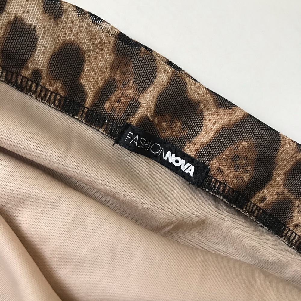 HIGH WAISTED CHEETAH PRINT SKIRT